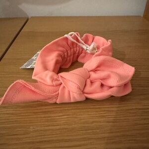 Kate Quinn baby bow NWT